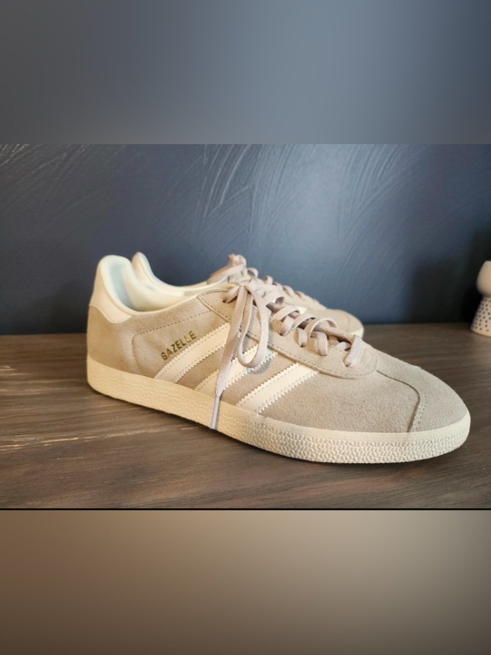 ADIDAS GAZELLE SNEAKERS TAN Men’s 9 1/2 EUC